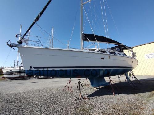 Hunter 44 Spesifikasjoner og anmeldelser